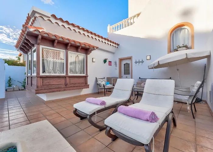 Marvelous - La Caleta Villa *